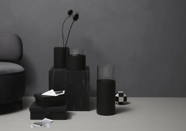 JOOP! Vase CORNFLOWER rund Durchmesser 20 cm Höhe 21 cm Klarglas Kunstleder anthrazit-schwarz